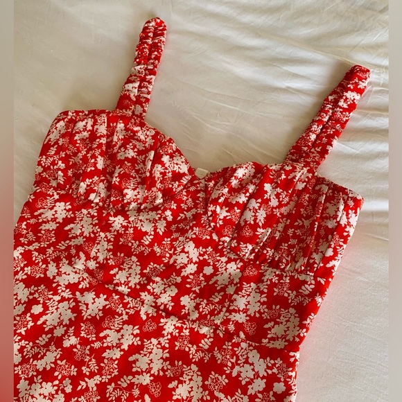 Red and White Floral Midi Dress with Slit - Picture 4 of 6